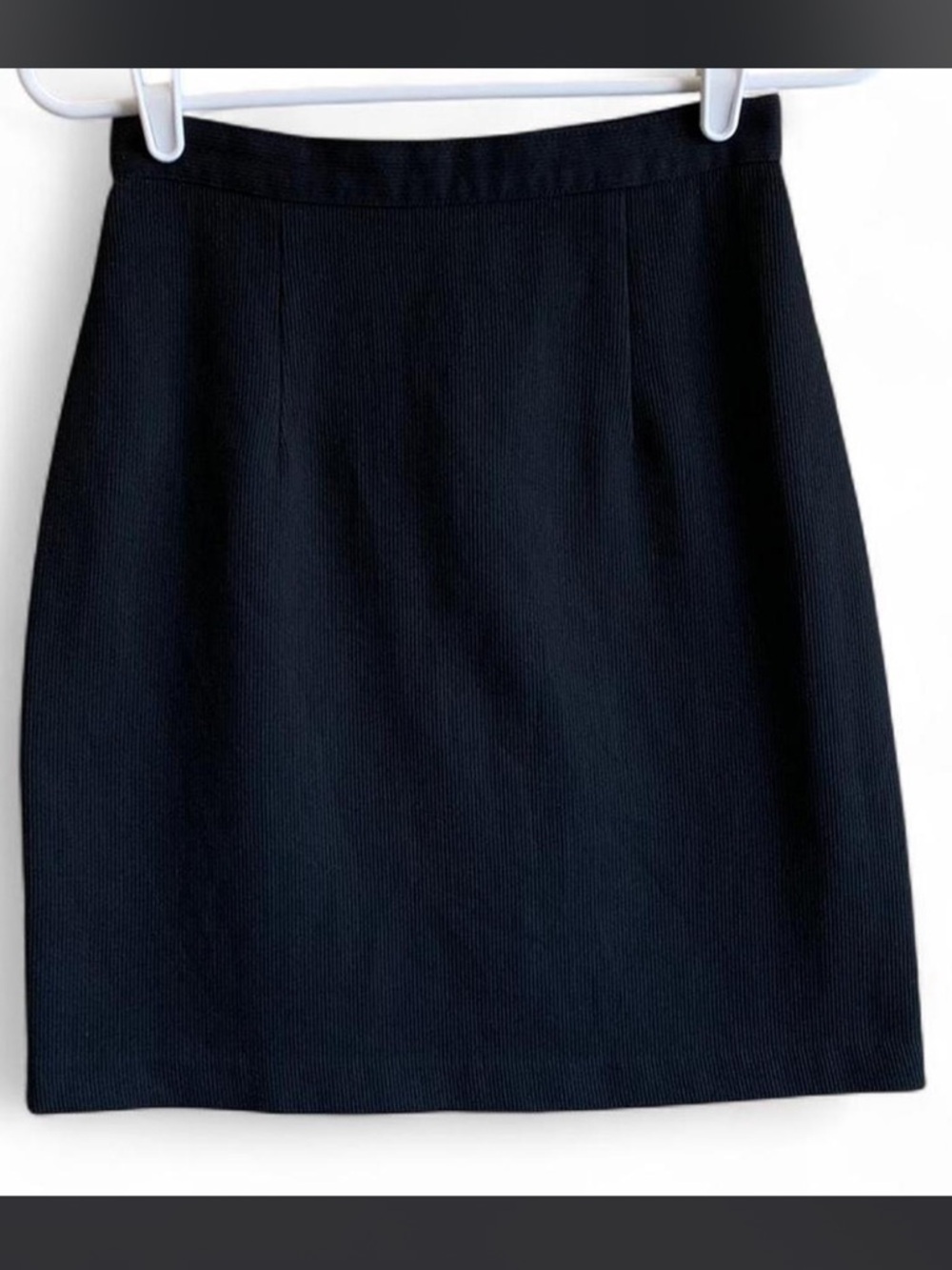 Vintage Women's Black Pencil Skirt size 7/8